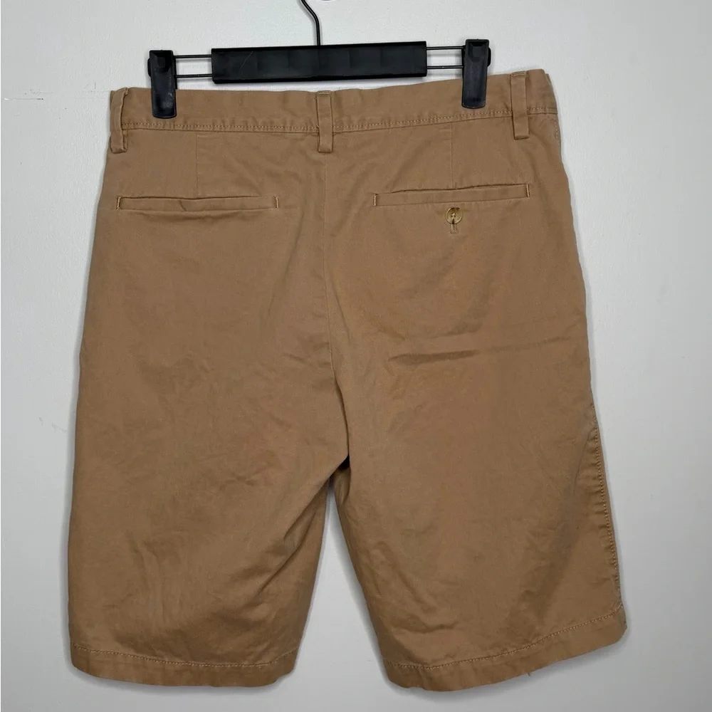 Banana Republic Emerson Short Men's Khaki Flat-Front Shorts - Picture 2 of 6